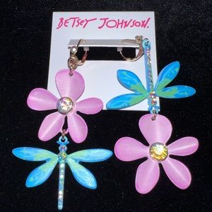 NEW Betsey Johnson Dragonfly Mismatch Drop Rhinestone Earrings